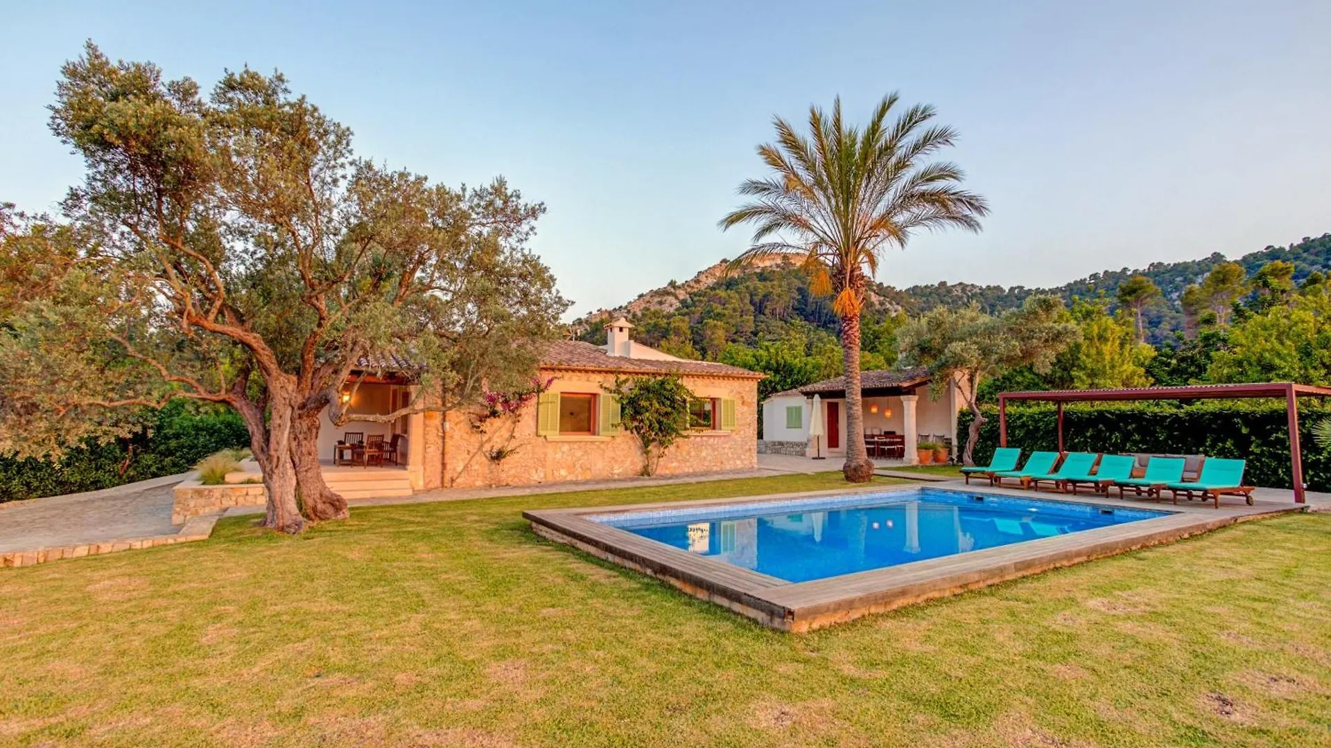 Villa Can Gallardo By Sealand Villas Pollensa
